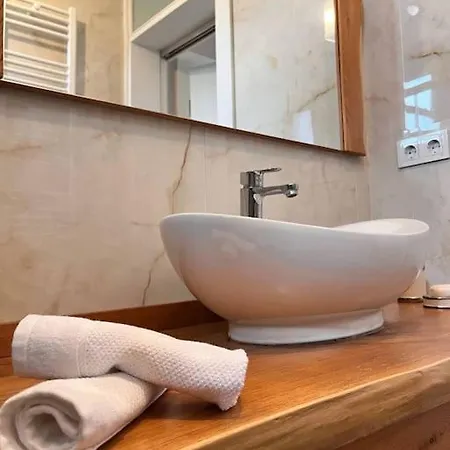 Apartamento Private Oasis With Its Own Pool Near The Urla'da Oezel Havuzlu Evde Konakla