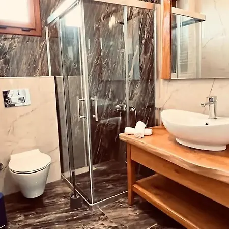 Apartamento Private Oasis With Its Own Pool Near The Urla'da Oezel Havuzlu Evde Konakla